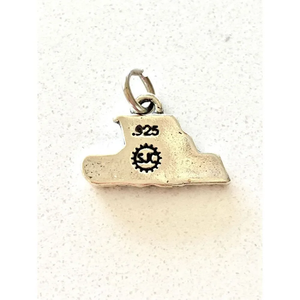 .925 Just Married Saying Sterling Silver Jewelry Charm #wedding #love